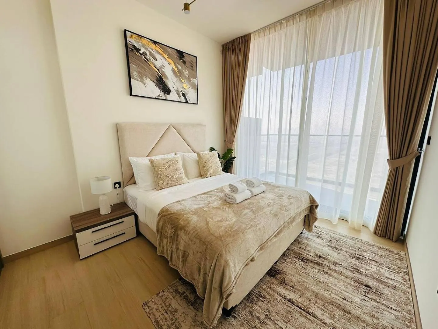 Stunning Brand New 1 Bedroom Apartment Dubai