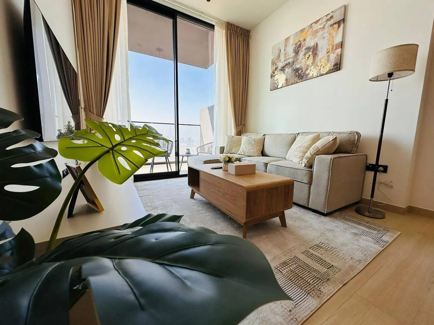 Stunning Brand New 1 Bedroom Apartment Dubai 0*,