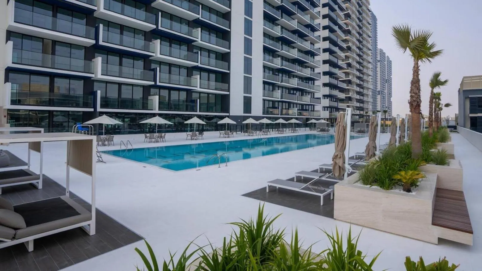 Stunning Brand New 1 Bedroom Apartment Dubai